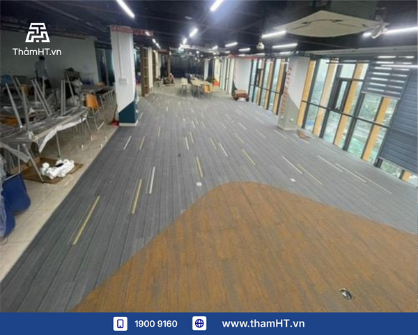 Thảm trải sàn văn phòng diện tích 200m2 - Thảm DOMAIN 201 Xám, 211 Vàng và 220 Trắng - Cải tạo văn phòng phối màu độc đáo