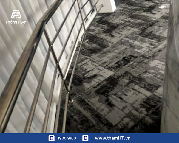 Thảm trải sàn văn phòng diện tích 150m2 - Thảm BASIC 21 Xám đen - Tạo không gian làm việc vừa cổ điển vừa huyền bí
