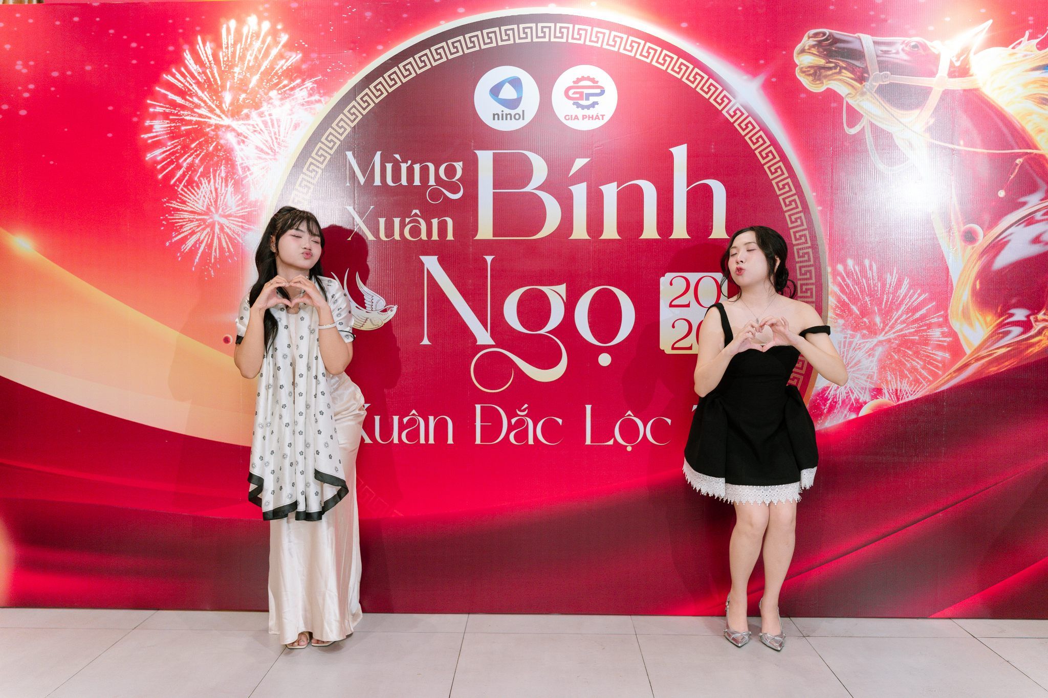 tat-nien-ninol