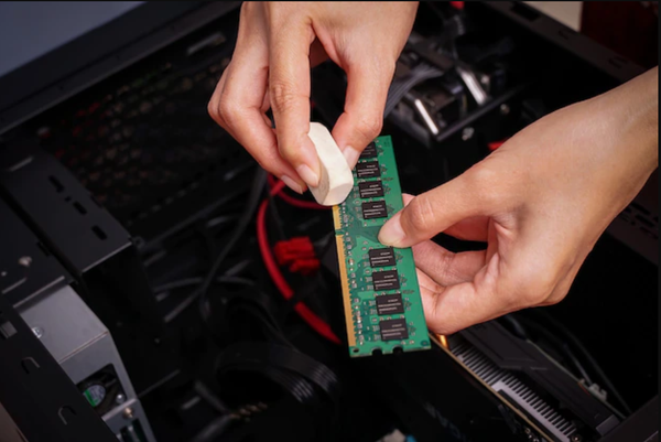 LỖI RAM BỊ LỎNG - NGUYÊN NHÂN VÀ CÁCH KHẮC PHỤC NHANH CHÓNG TẠI NHÀ