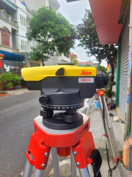 bán máy thuỷ bình cần giờ