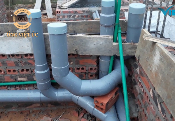 Cách chọn ống nước phù hợp cho hệ thống cấp nước công trình dân dụng
