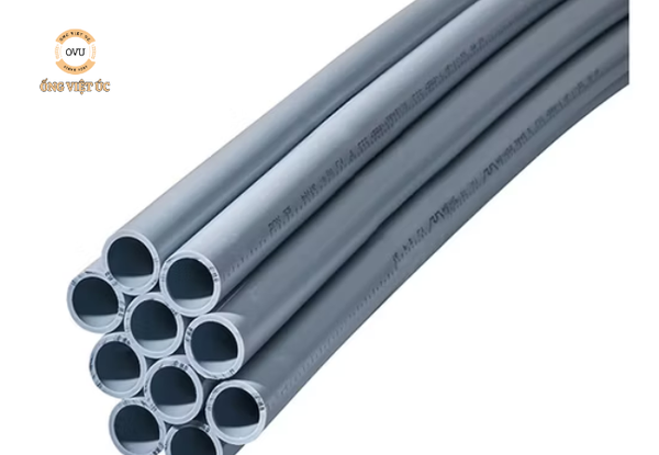 Ống nhựa dẻo lõi lò xo phi 42mm Việt Úc khác gì ống PVC cứng?