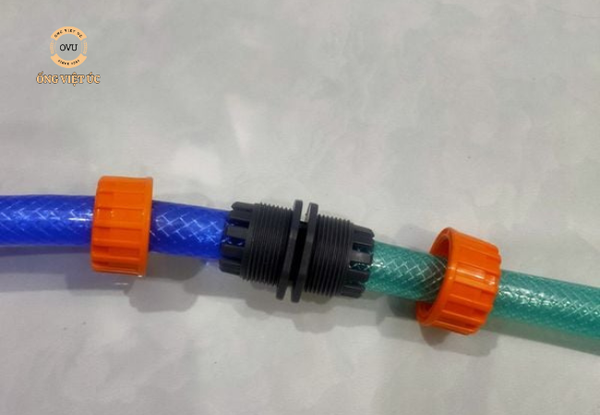 nối ống nhựa lưới dẻo