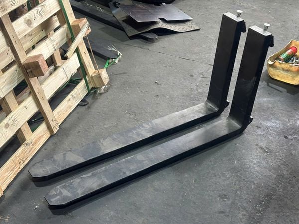 Càng xe nâng CASCADE tại xưởng