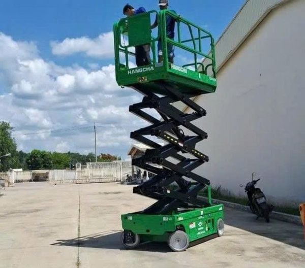 Xe nâng người HANGCHA dạng cắt kéo siêu phẩm