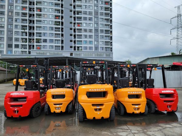 Xe nâng dầu 3 tấn HANGCHA