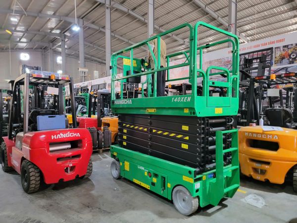 xe nâng người 12m, 14m và 16m Hangcha giá mềm