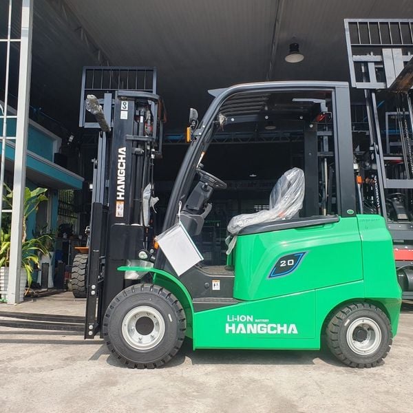 xe nâng điện lithium ngồi lái