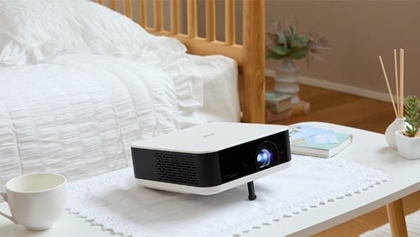 Máy chiếu&nbsp;Epson Lifestudio Pop EF-61