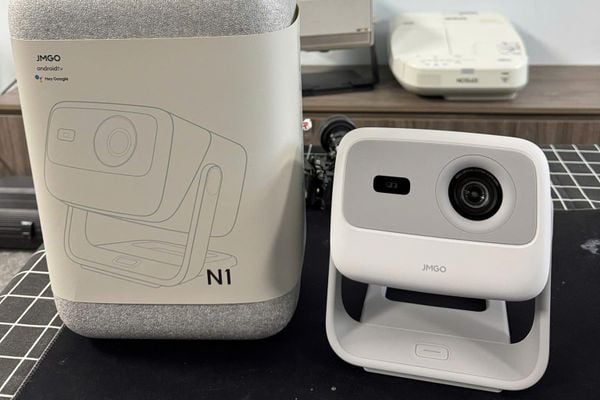 JMGO N1