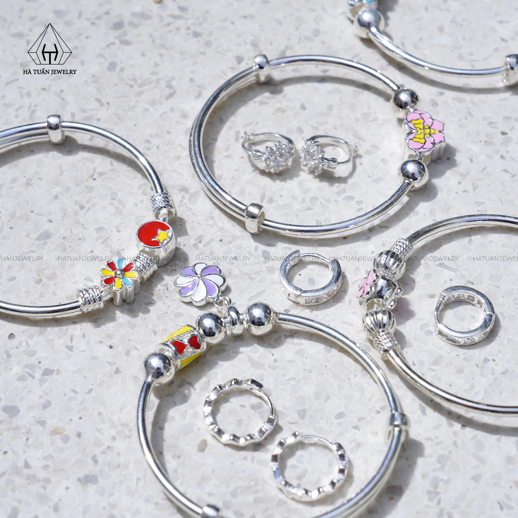 tieu-chi-quan-trong-khi-chon-trang-suc-cho-be