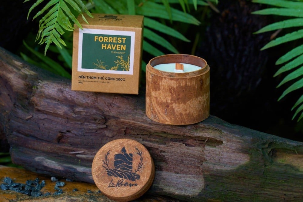 Nến thơm thiên nhiên Le Rustique với vỏ quế Trà My thủ công, thân thiện môi trường