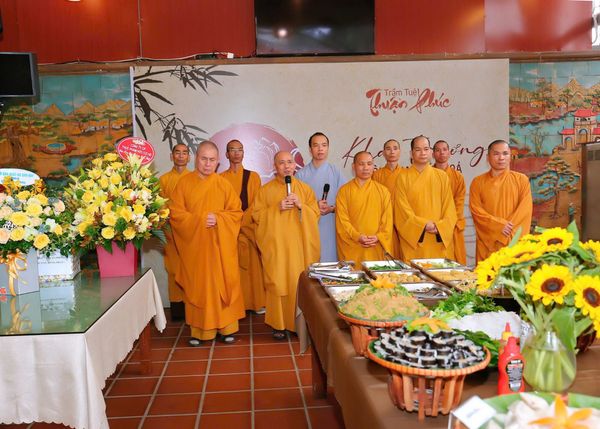 Câu chuyện duyên khởi Trầm Tuệ Thuận Phúc nhà hàng chay Phú Thọ