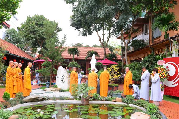 Câu chuyện duyên khởi Trầm Tuệ Thuận Phúc nhà hàng chay Phú Thọ