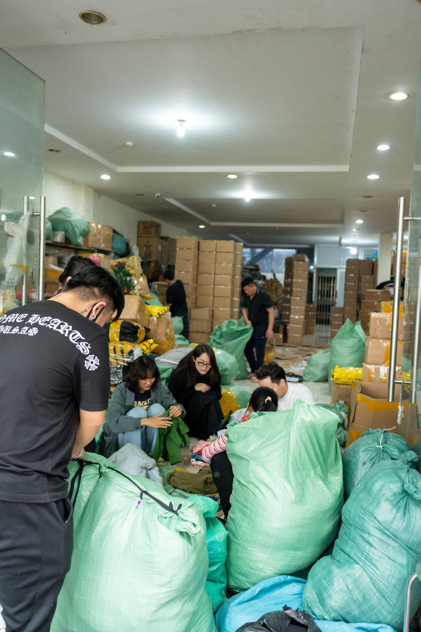 CẬP NHẬT TÌNH HÌNH CHIẾN DỊCH “BILUXURY CHUNG TAY CÙNG MIỀN TRUNG - VƯỢT QUA BÃO LŨ”