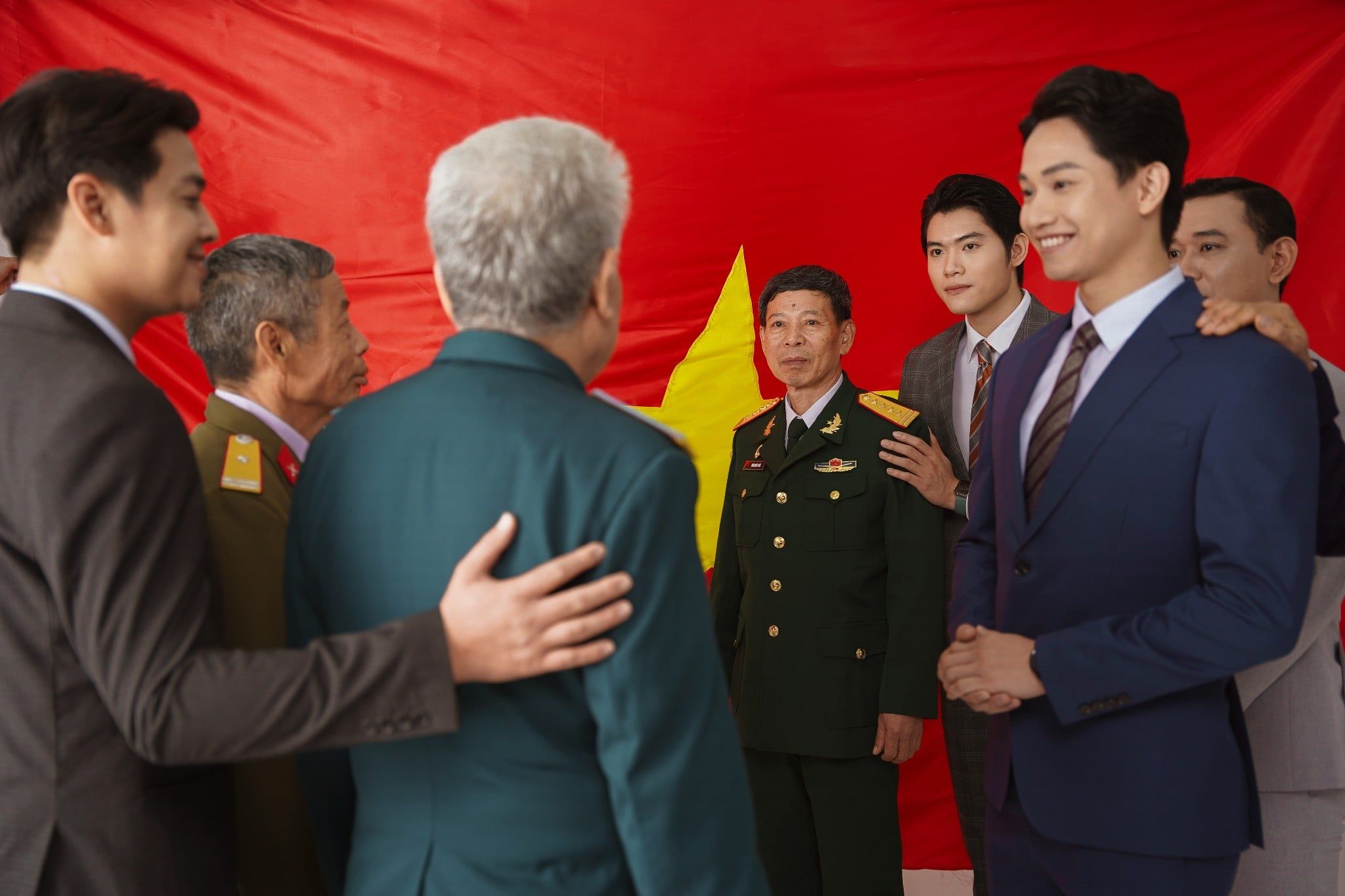 22/12 | NGÀY THÀNH LẬP QUÂN ĐỘI NHÂN DÂN VIỆT NAM - TỪ TINH THẦN NGƯỜI LÍNH ĐẾN PHONG THÁI QUÝ ÔNG HIỆN ĐẠI