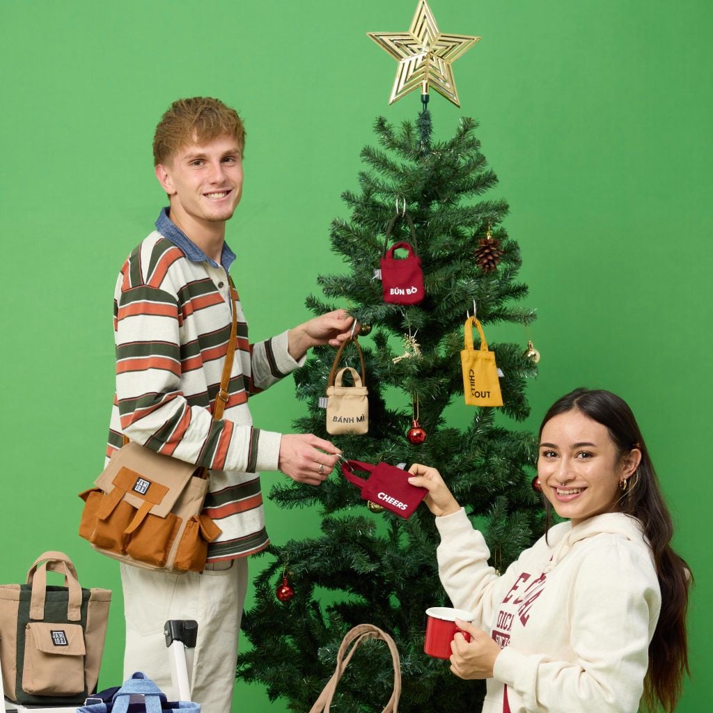 3-jamlos-goi-y-cac-set-charm-noel-tet-dung-lam-qua-tang-doanh-nghiep-trong-cac-chien-dich-theo-mua