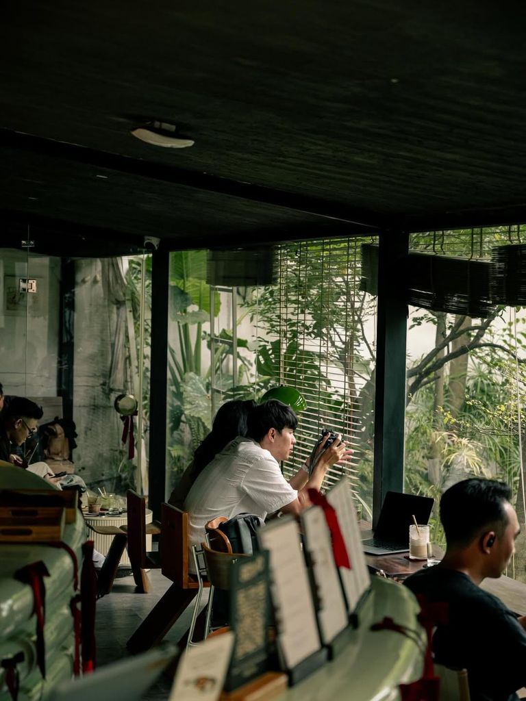 3-we-said-space-said-ca-fe