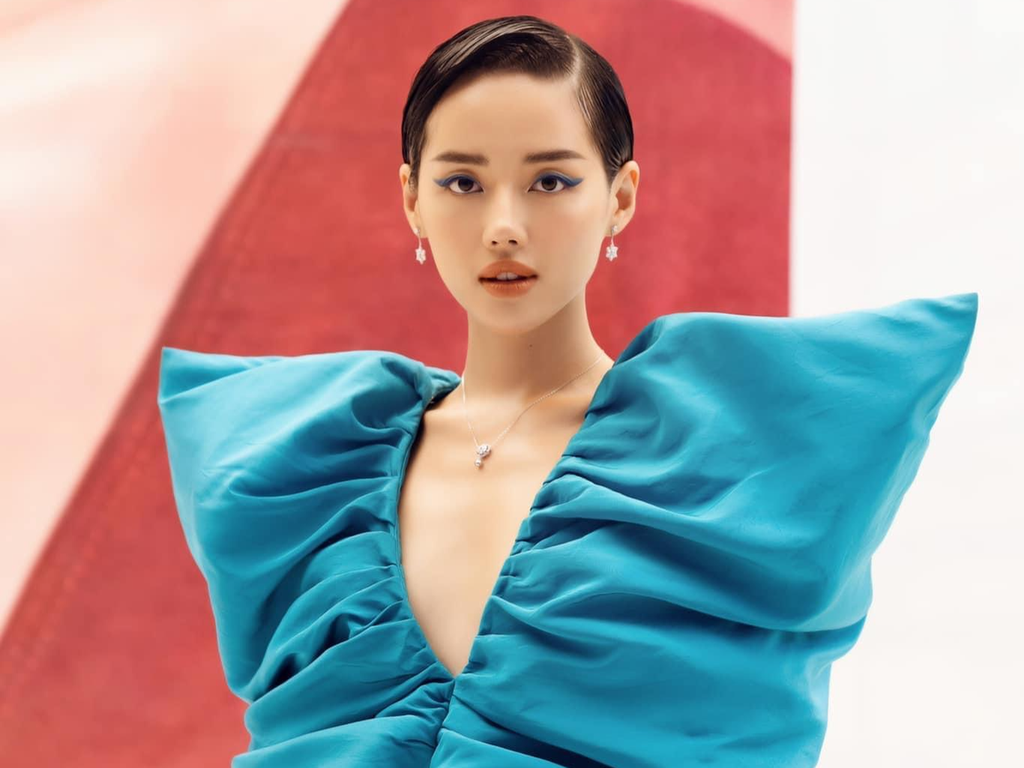 2-khanh-linh-noi-tieng-khi-xay-dung-thuong-hieu-ca-nhan