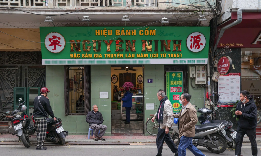 banh-com-gia-truyen-nguyen-ninh-11-hang-than