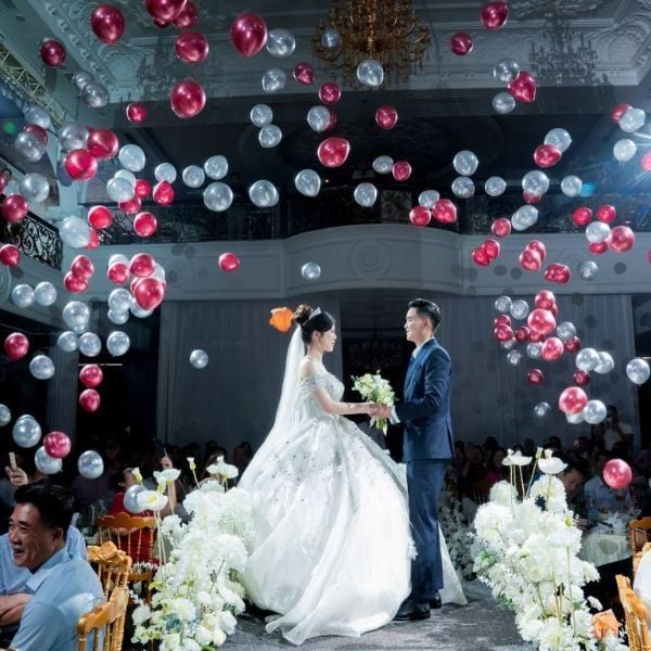 le-dam-ngo-le-an-hoi-va-le-cuoi-khac-biet-the-nao