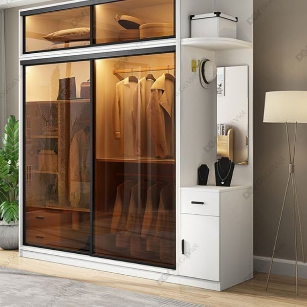 mau-tu-quan-ao-cua-lua-dep