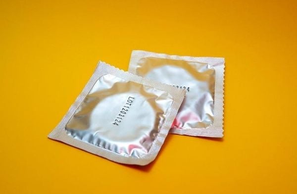 Trung Quốc Đánh Thuế Bao Cao Su Sau 30 Năm Miễn Thuế