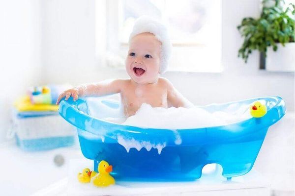 Các dòng sữa tắm mẹ bỉm tin dùng cho bé