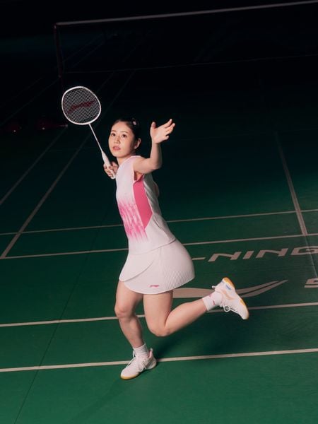 Chiharu-Shida-trang-phuc-thi-dau-Li-Ning