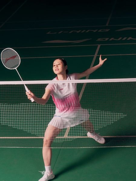 Chiharu-Shida-trang-phuc-thi-dau-Li-Ning