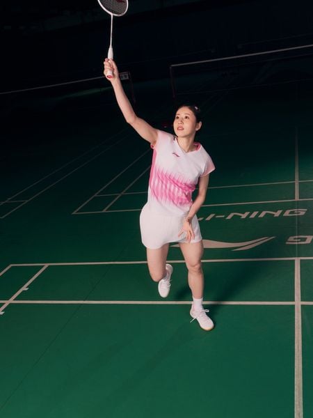 Chiharu-Shida-trang-phuc-thi-dau-Li-Ning