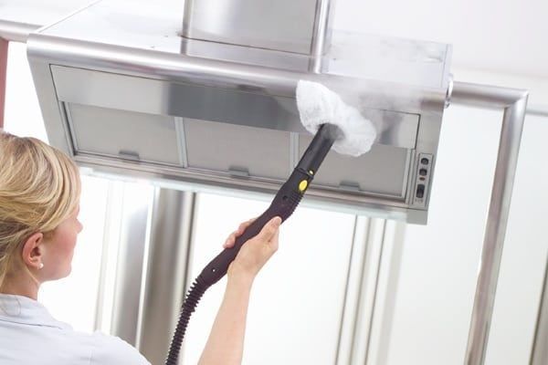 Cách vệ sinh máy hút mùi tại nhà đơn giản