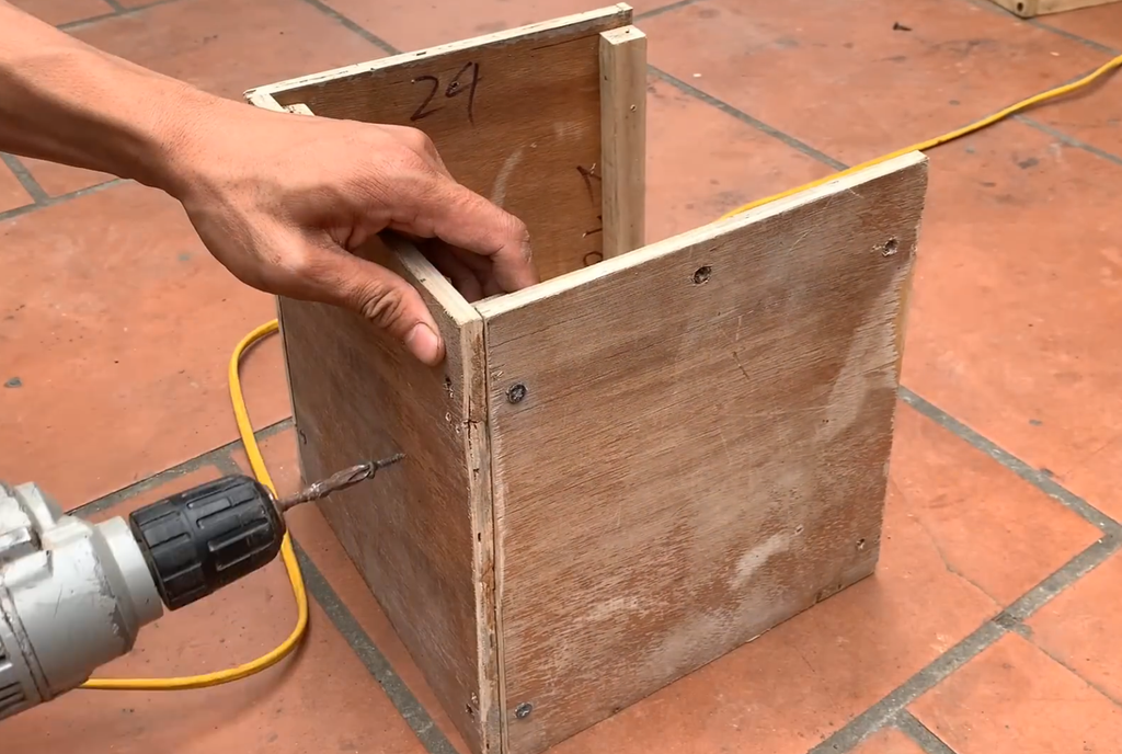 Assemble the Inner Mold