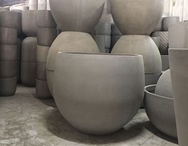 Natural vs. Industrial Drying of Planter Pots