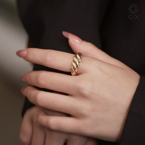 Nhẫn Nữ Cá Tính