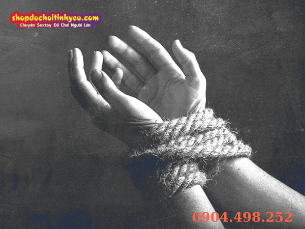 Phân biệt Bondage và Lạm dụng: Ranh giới Đồng thuận