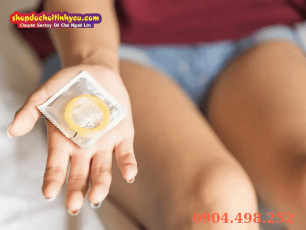 Giải mã lầm tưởng về bao cao su tự chế