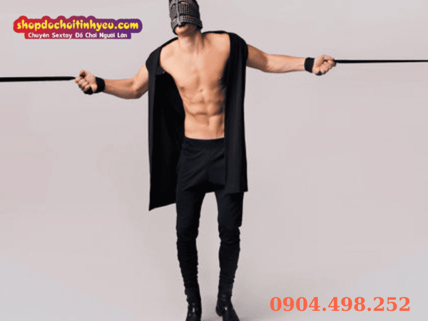 Ảnh hưởng của Femdom tới đời sống tình dục và mối quan hệ FLR