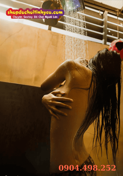 Gái đẹp không mặc bikini