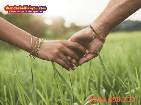 Cách giữ lửa và bảo vệ sức khỏe khi yêu lâu