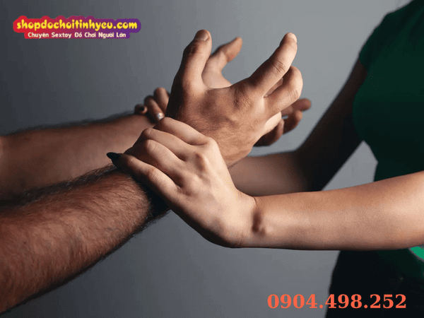 Phân biệt Kinky BDSM và lạm dụng tình dục