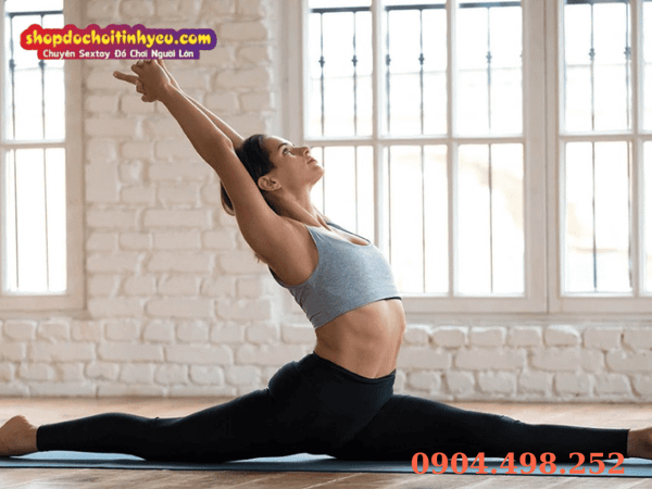 Từ động tác xoạc chân đến mật mã phòng the