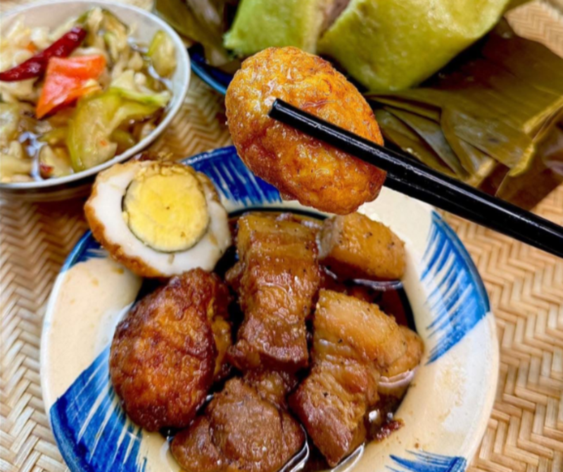 Trải nghiệm năm mới Bính Ngọ tại DMZ Bar & Restaurant