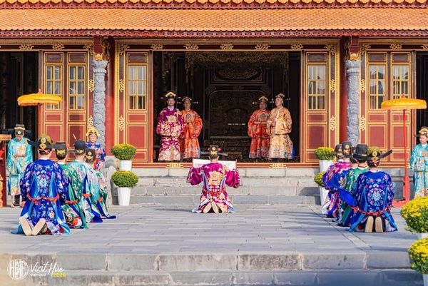 Tái hiện lễ thiết triều dịp Tết Nguyên đán tại Đại Nội Huế.