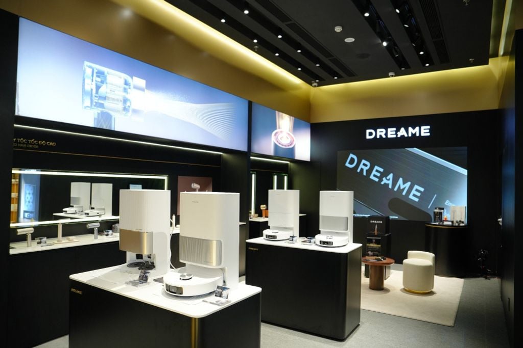 Tuấn Dương và Lucie Nguyễn trải nghiệm Dreame Matrix10 Ultra