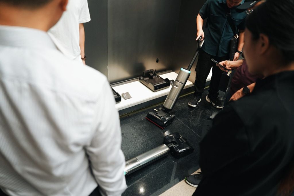 Smart-link cùng đối tác tham quan cửa hàng flagship Dreame tại Tô Châu, Trung Quốc