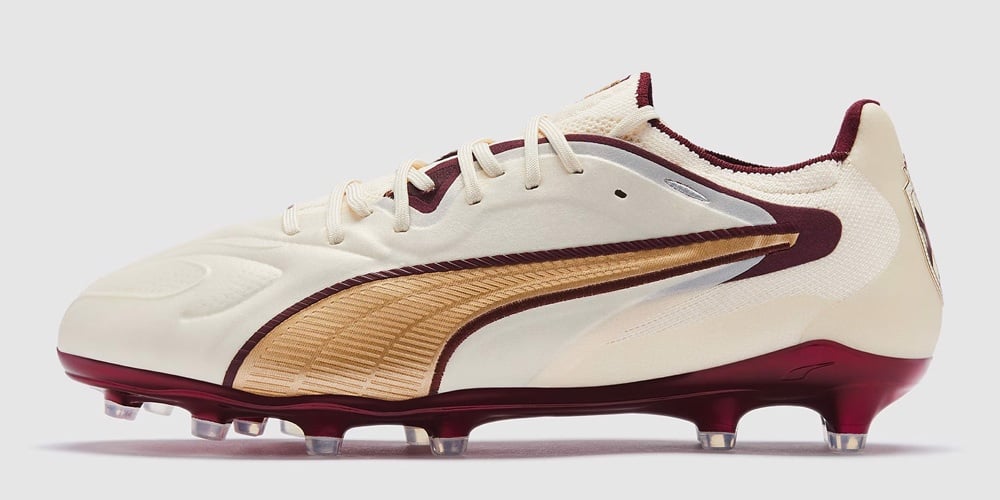 TOP 20 GIÀY ĐÁ BÓNG NỔI BẬT NHẤT NĂM 2025