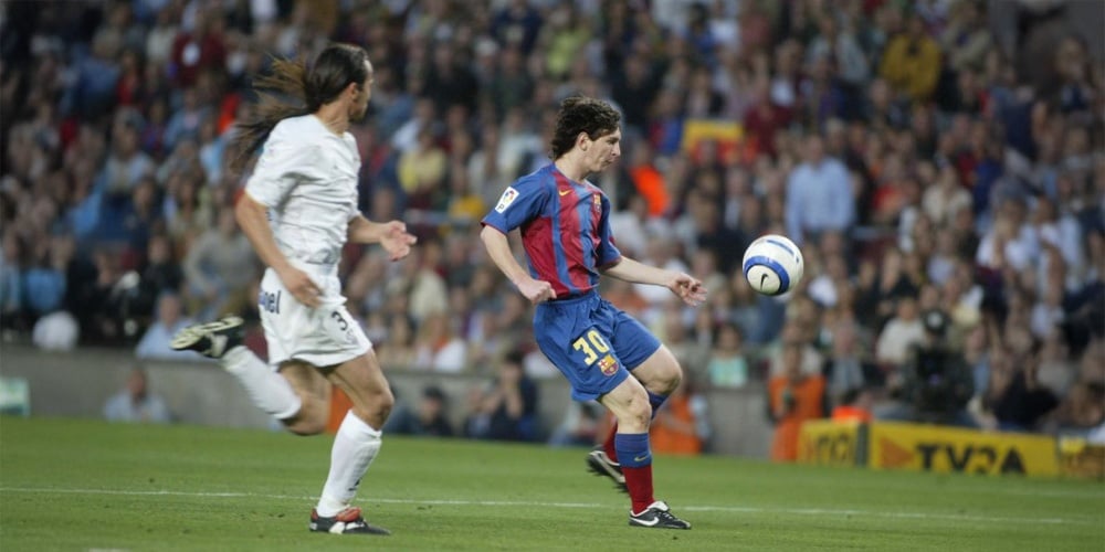 Lionel Messi đã ghi bàn thắng đầu tiên với một đôi Nike Tiempo?