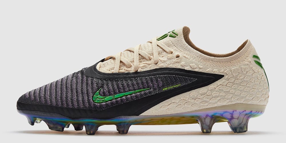 TOP 20 GIÀY ĐÁ BÓNG NỔI BẬT NHẤT NĂM 2025